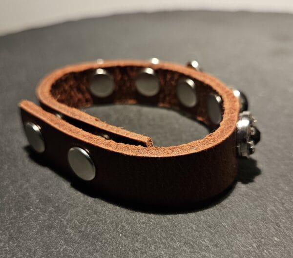 Enkele leren Armband  24 cm lang MET 5 Clicks (12mm) - Afbeelding 3
