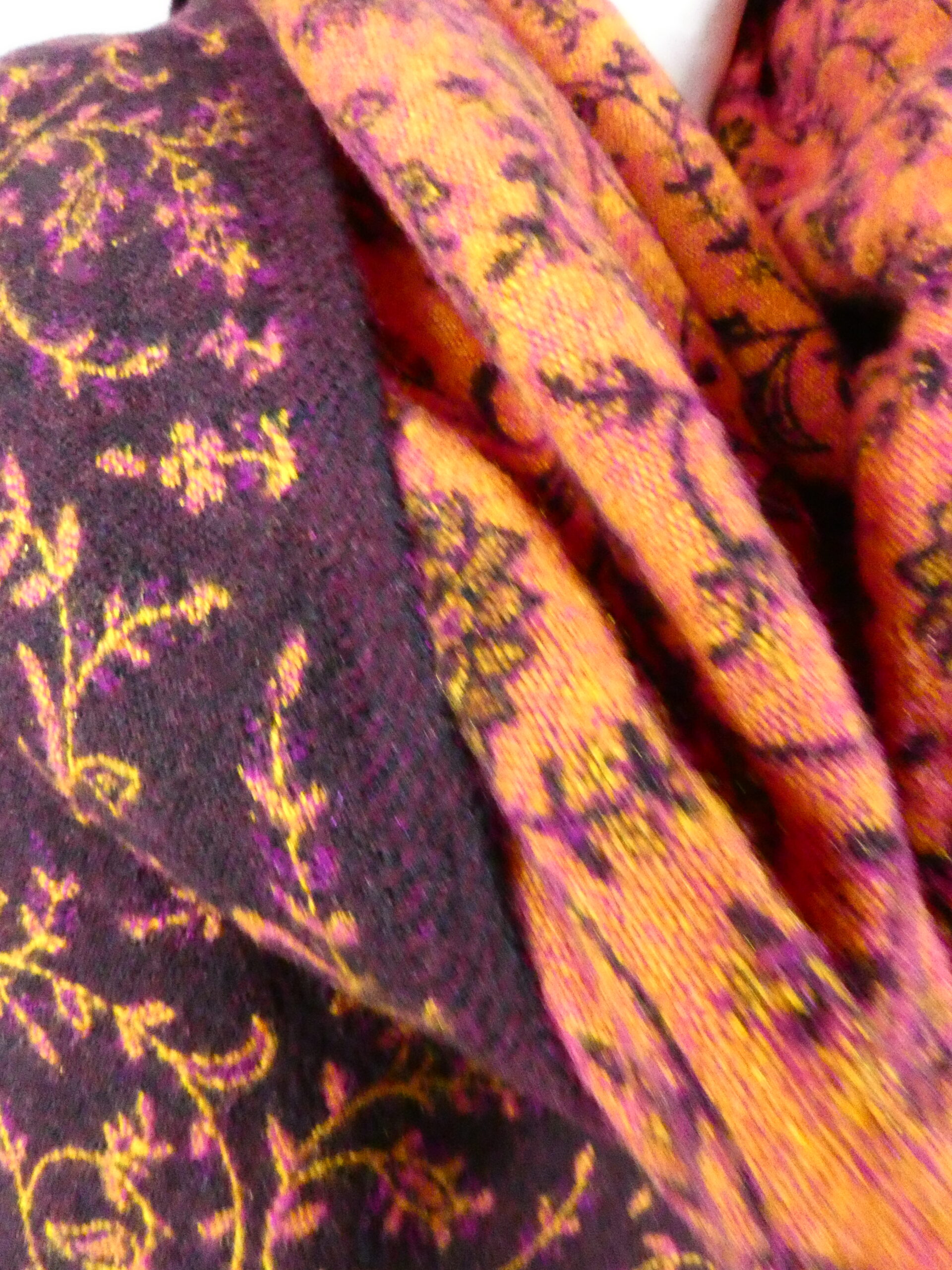 Yakwol Omslagdoek -Paars, Oker, Roze, Zwart - Afbeelding 8