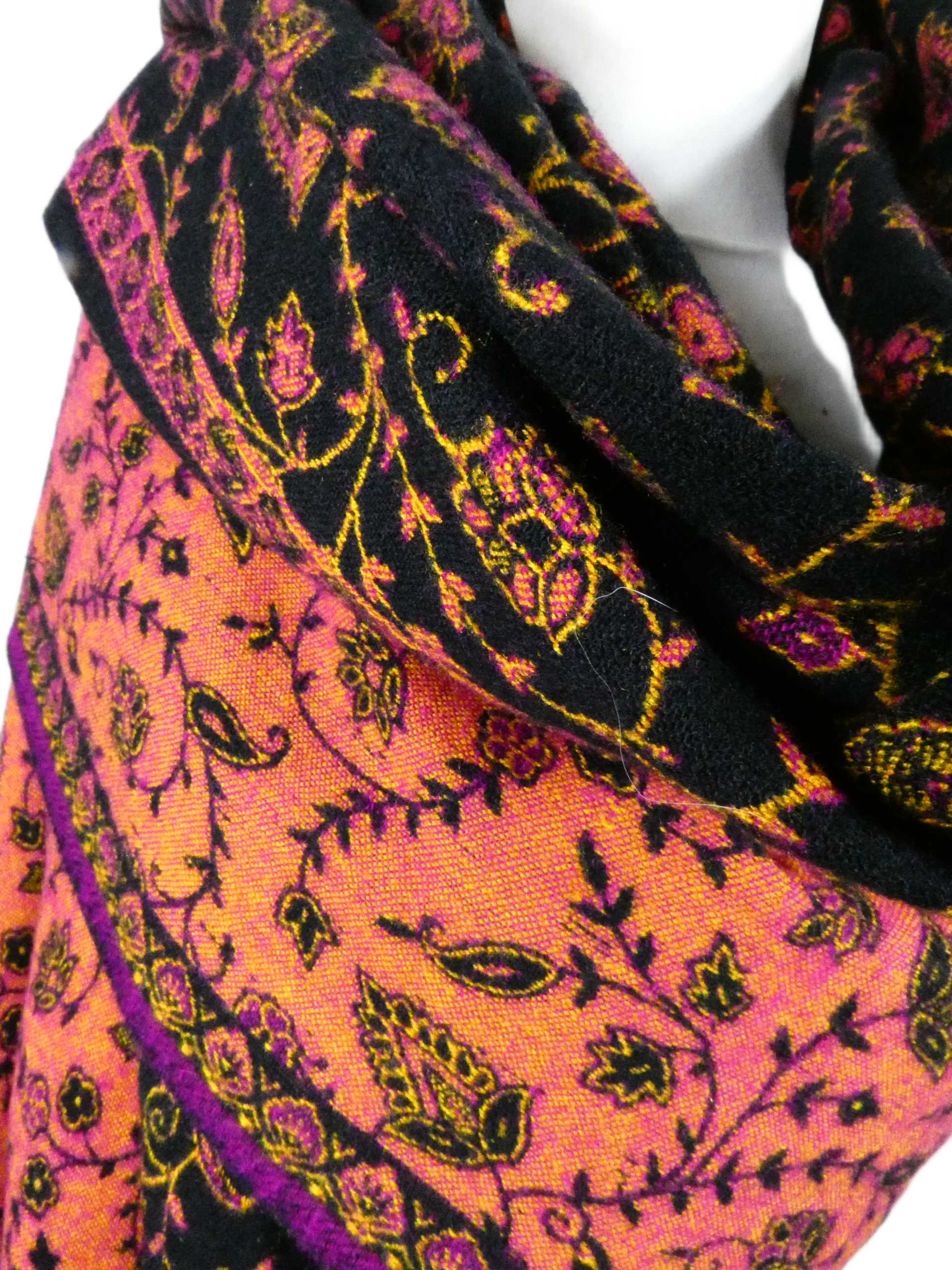 Yakwol Omslagdoek -Oker, Oranje, Roze, Zwart - Afbeelding 4